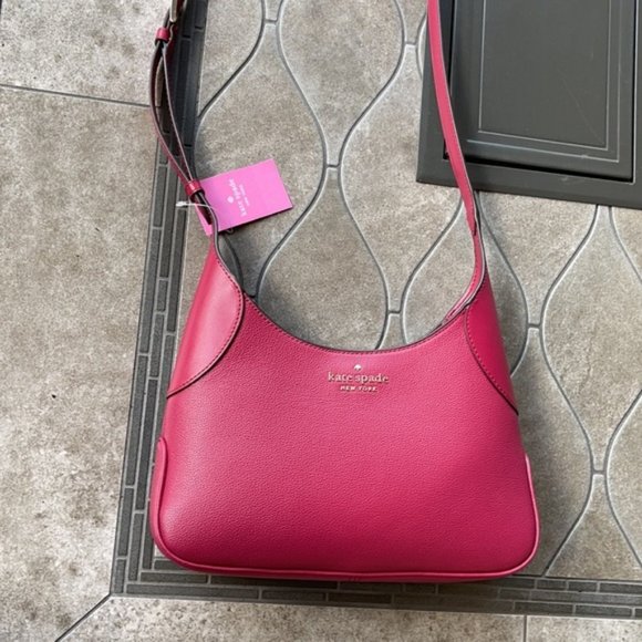 kate spade Handbags - Kate Spade Aster Crossbody